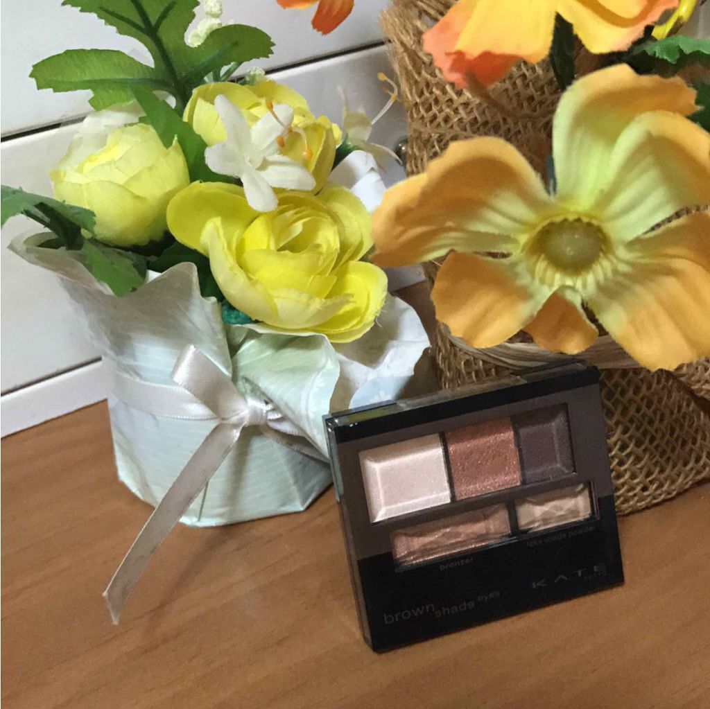 ブラウンシェードアイズN/KATE/アイシャドウパレットを使ったクチコミ(1枚目)