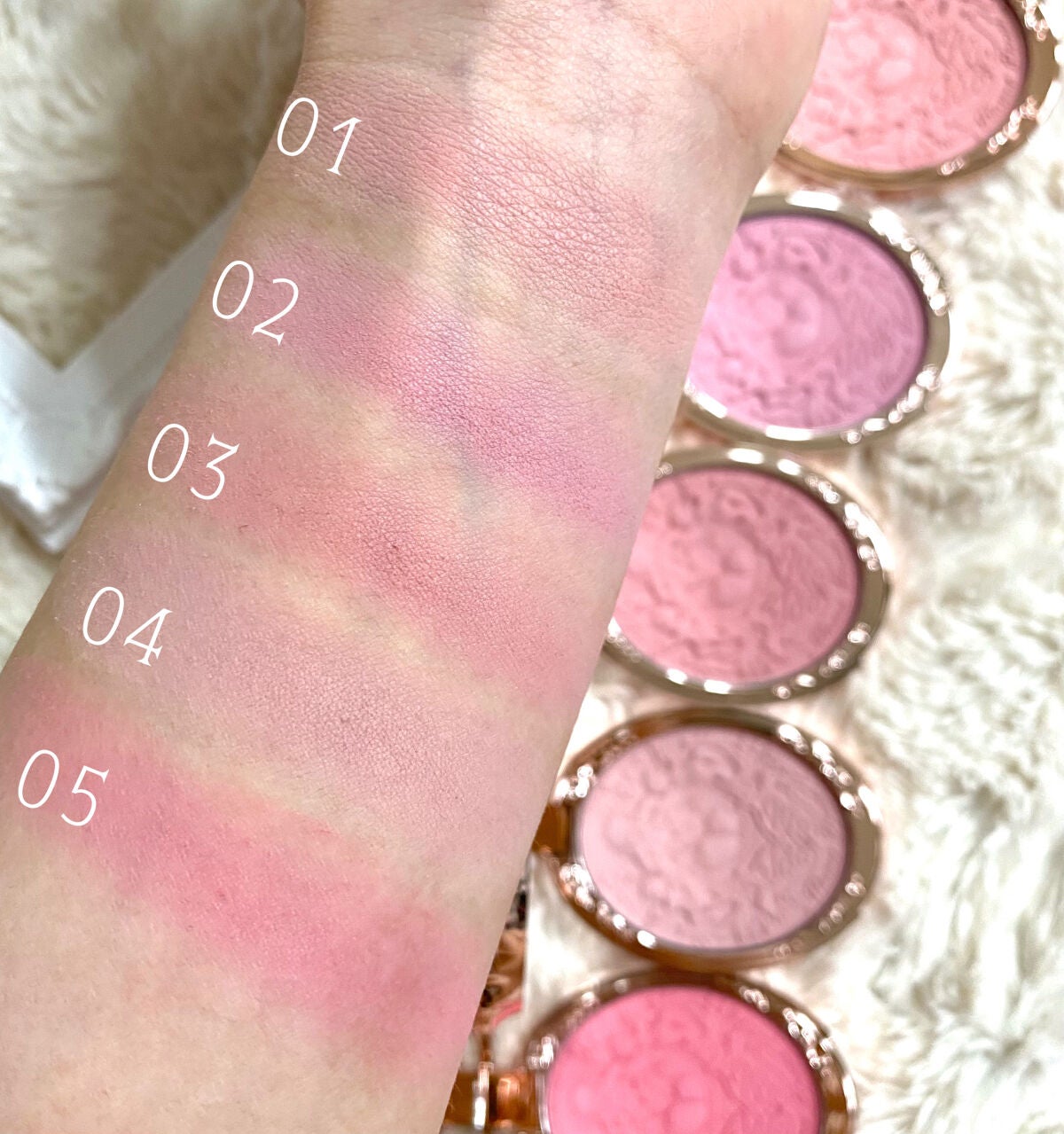 ストロベリーロココ チークブラッシュ/FlowerKnows/パウダーチークを使ったクチコミ(5枚目)