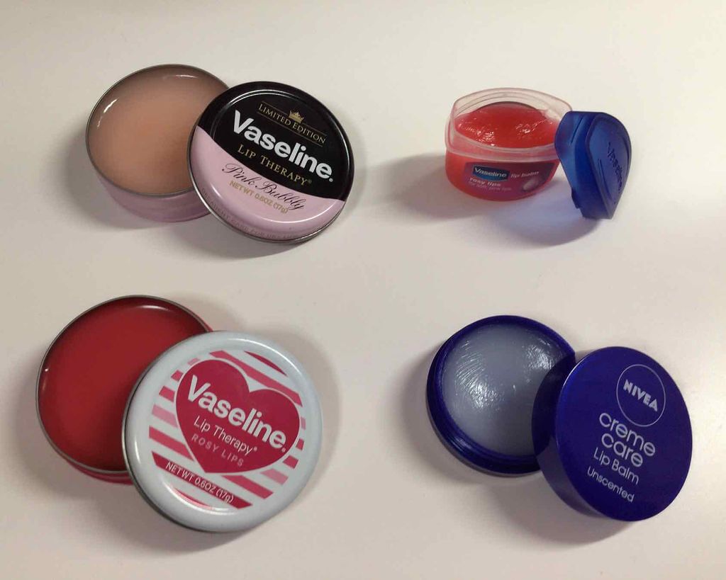 ニベア クリームケア リップバーム 無香料/ニベア/リップケアを使ったクチコミ（2枚目）