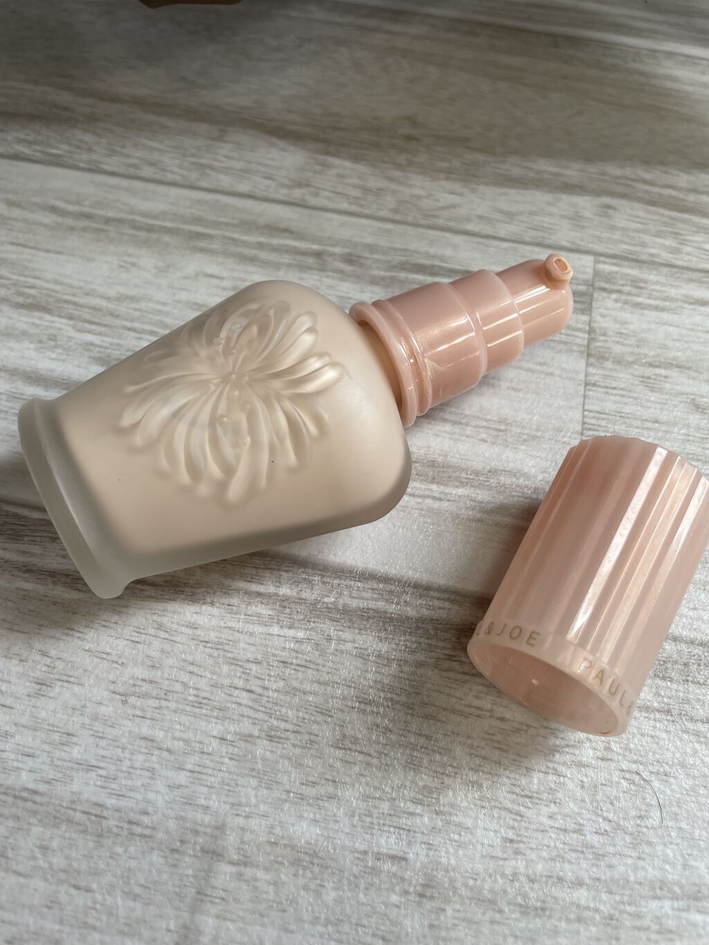 モイスチュアライジング ファンデーション プライマー/PAUL & JOE BEAUTE/化粧下地を使ったクチコミ（3枚目）