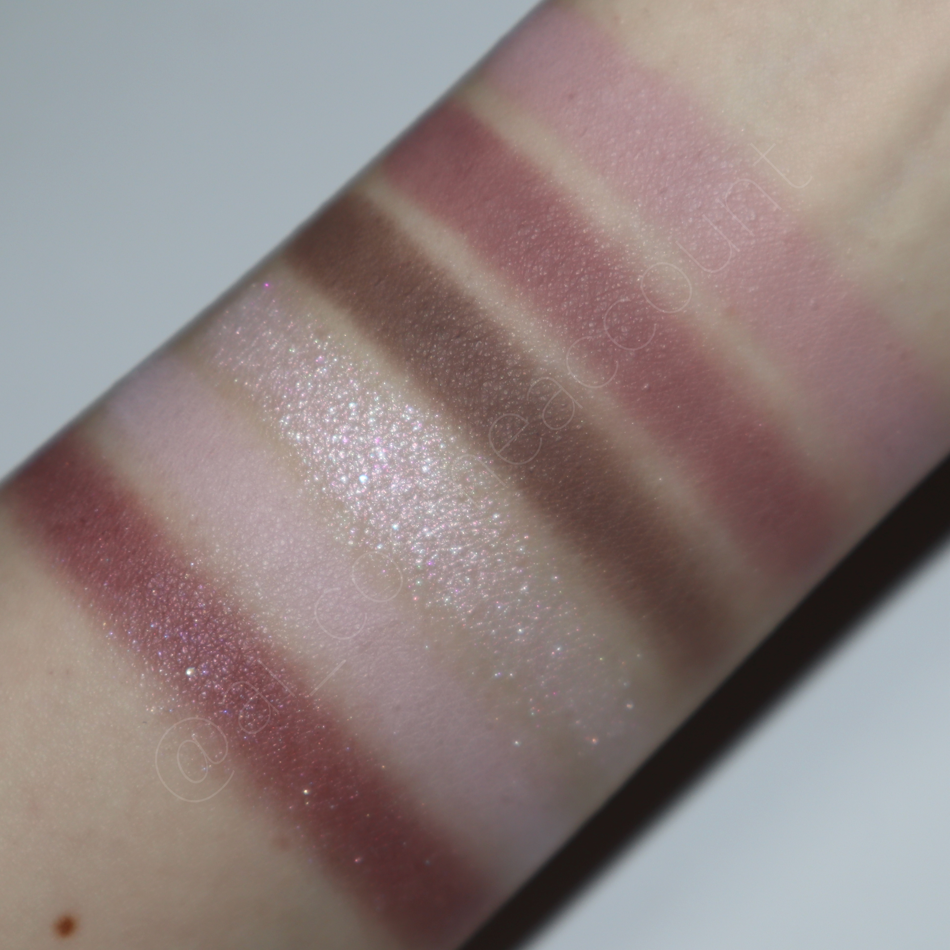 プロ アイ パレット エアー/CLIO/アイシャドウパレットを使ったクチコミ（3枚目）