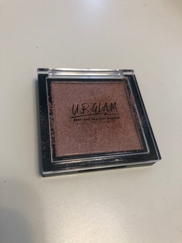 UR GLAM　BRIGHTNING POWDER/U R GLAM/ハイライトを使ったクチコミ（1枚目）