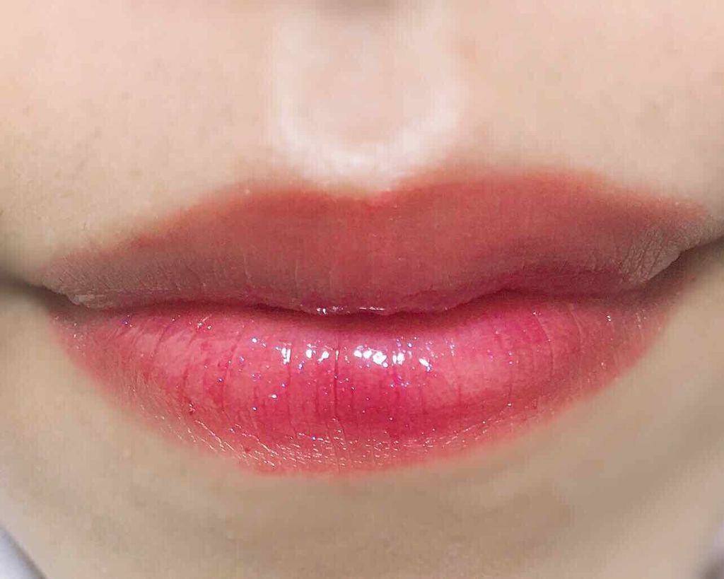 メスメリック グラスリップオイル/CHICCA/リップグロスを使ったクチコミ(4枚目)