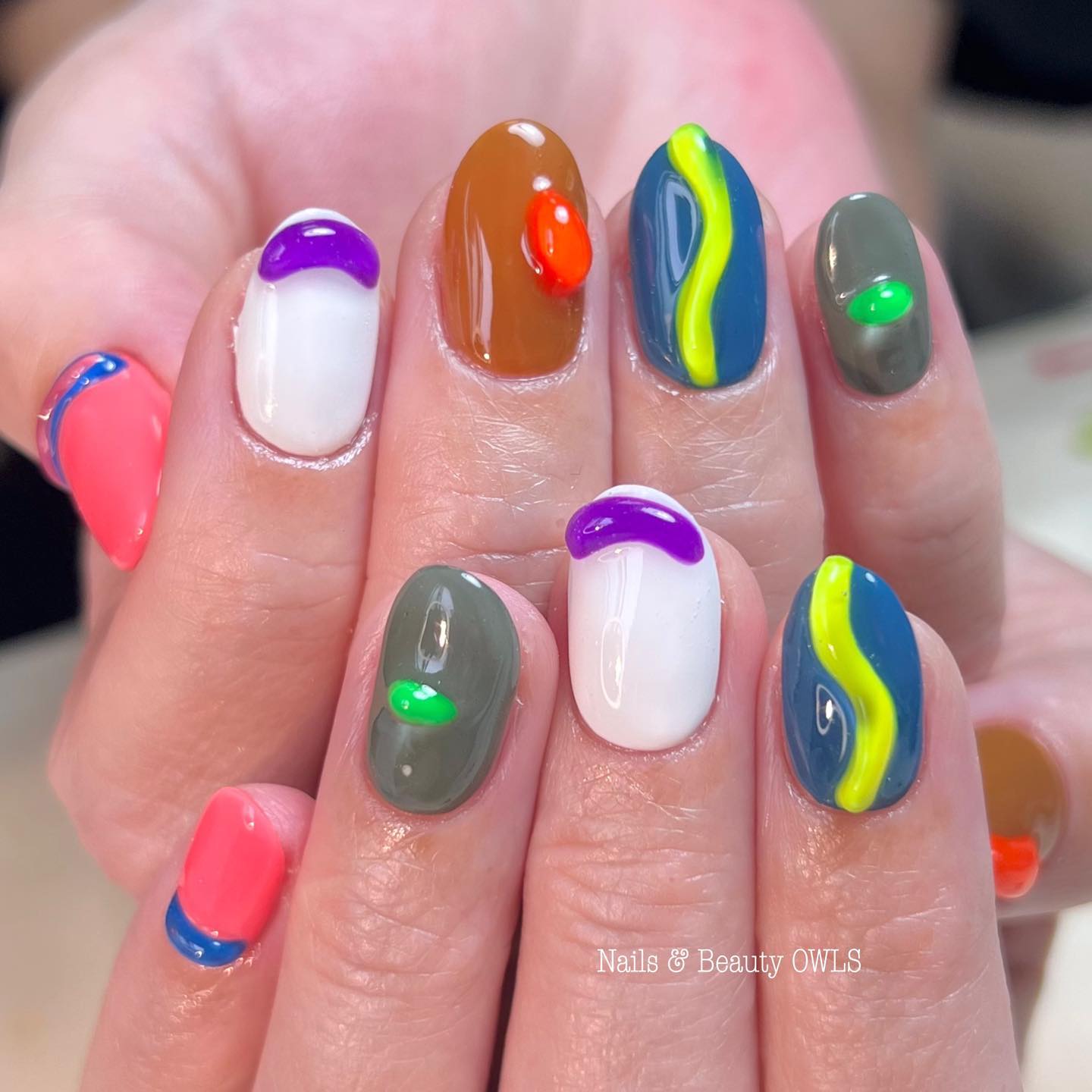 #カラフルネイル,#個性的ネイル,#個性派ネイル,#シンプルネイル,#韓国ネイル,#夏ネイル,#凸凹ネイル,#ぷっくりネイル,#ぷくぷくネイル,#立体ネイルのネイルデザイン