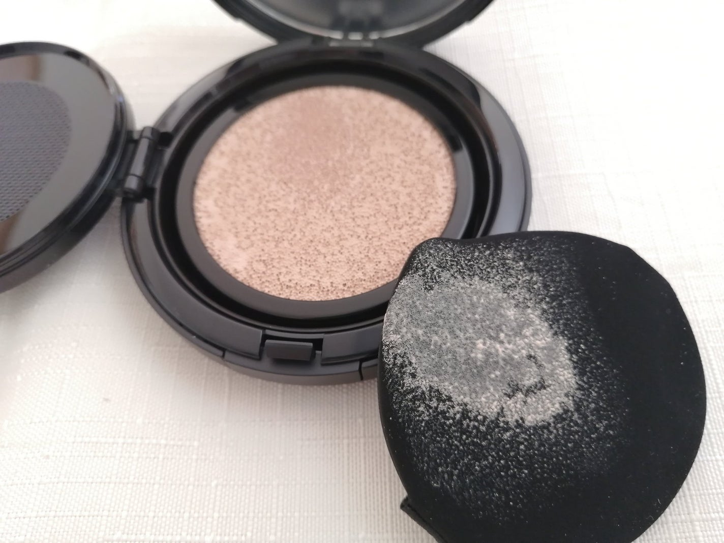 レブロン カラーステイ ロングウェア UV クッション ファンデーション/REVLON/クッションファンデーションを使ったクチコミ(3枚目)