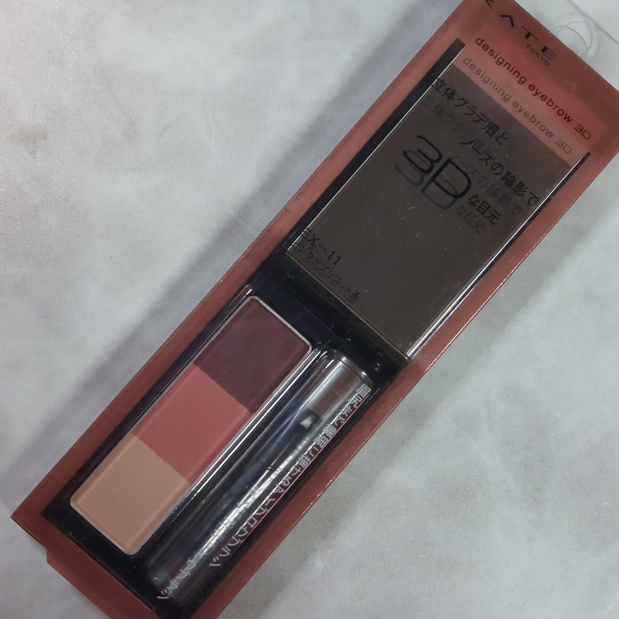 （記録用）
KATE　デザイニングアイブロウ3D
EX-11　ピンクアプリコット
