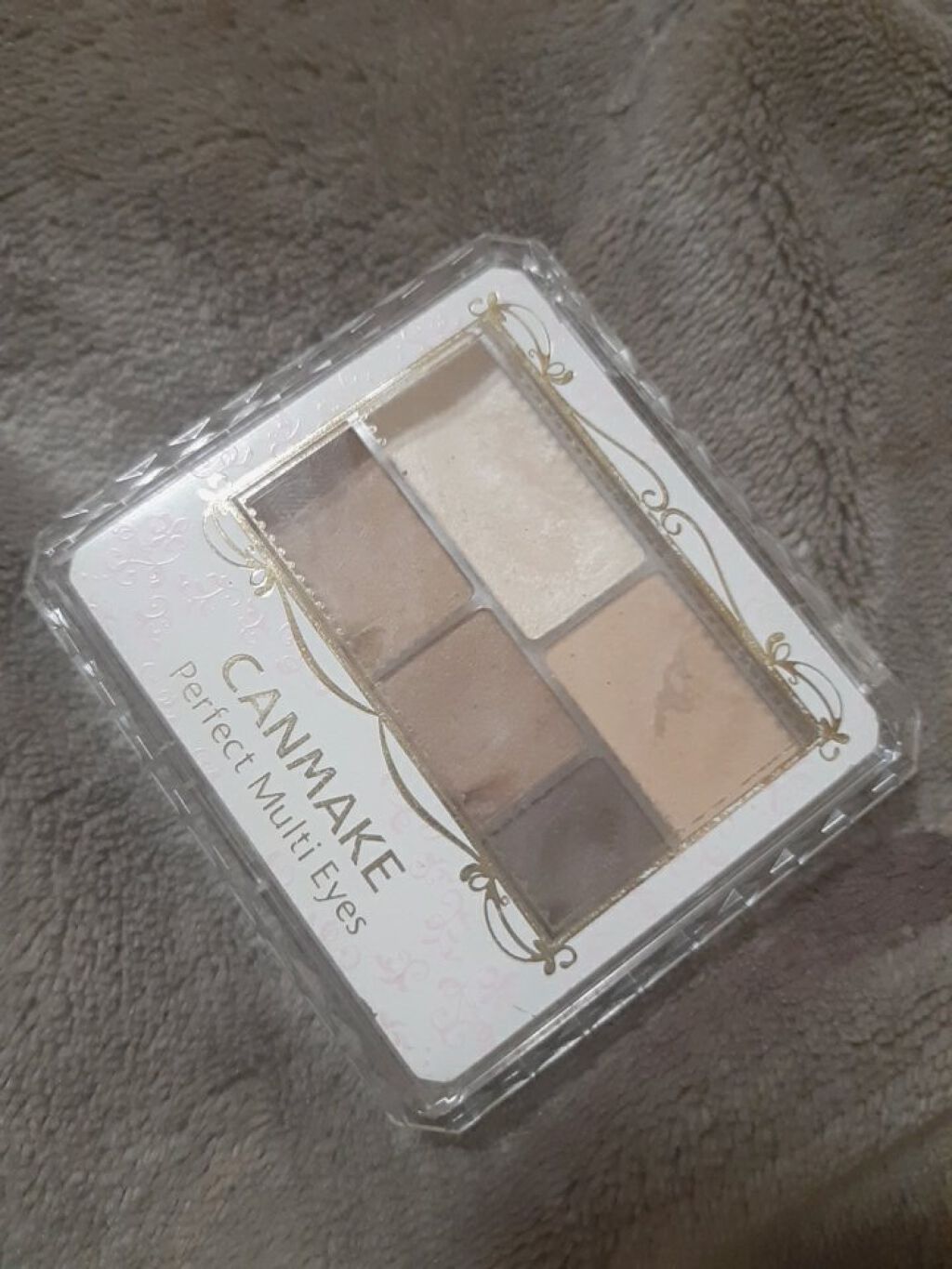 パーフェクトマルチアイズ/キャンメイク/アイシャドウパレットを使ったクチコミ（1枚目）