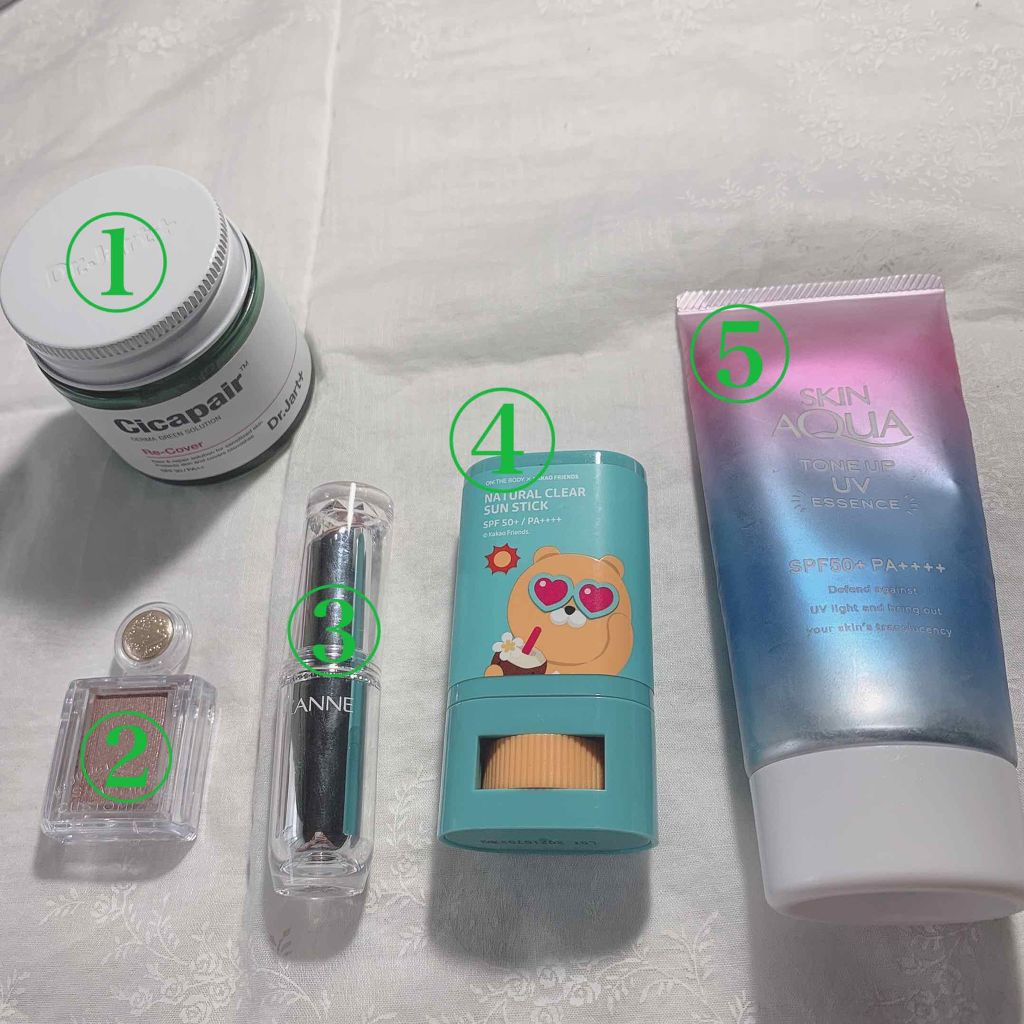 ラスティンググロスリップ/CEZANNE/口紅を使ったクチコミ（2枚目）