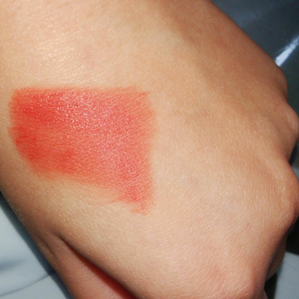 クラッシュド リップ カラー 26 サザンヌード/BOBBI BROWN/口紅を使ったクチコミ（3枚目）