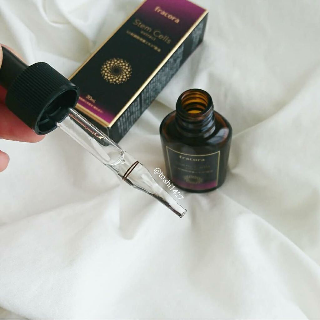ヒト幹細胞培養エキス原液/fracora/美容液を使ったクチコミ（2枚目）