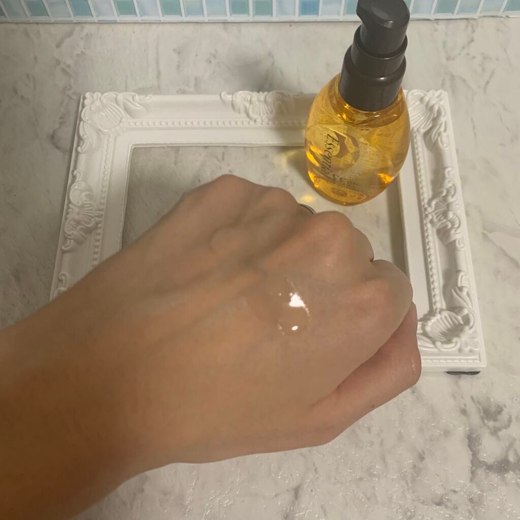 CCオイル/エッセンシャル/ヘアオイルを使ったクチコミ(2枚目)