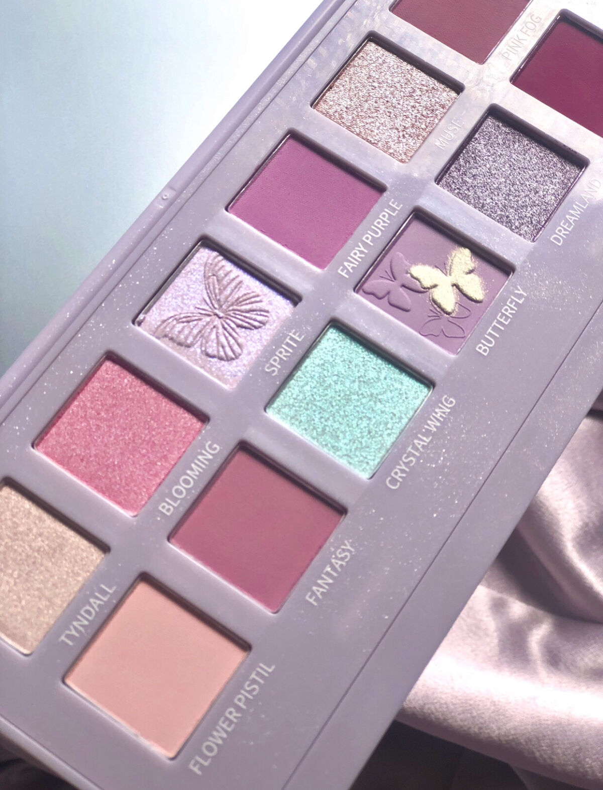 エクスプローラ12色 動物アイシャドウパレット バタフライ/PERFECT DIARY/アイシャドウパレットを使ったクチコミ（2枚目）