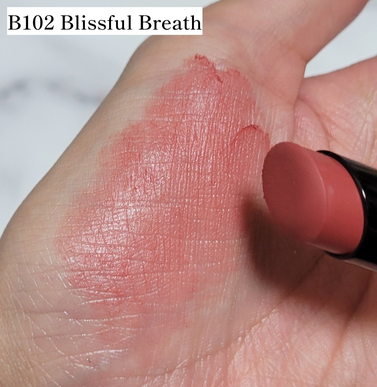 ルージュスターヴァイブラント/KANEBO/口紅を使ったクチコミ（3枚目）