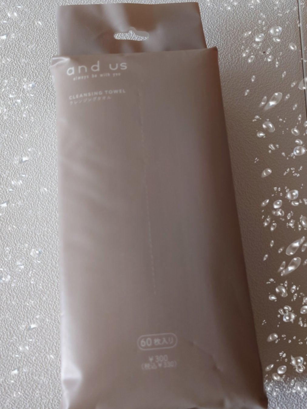 クレンジングタオル and us