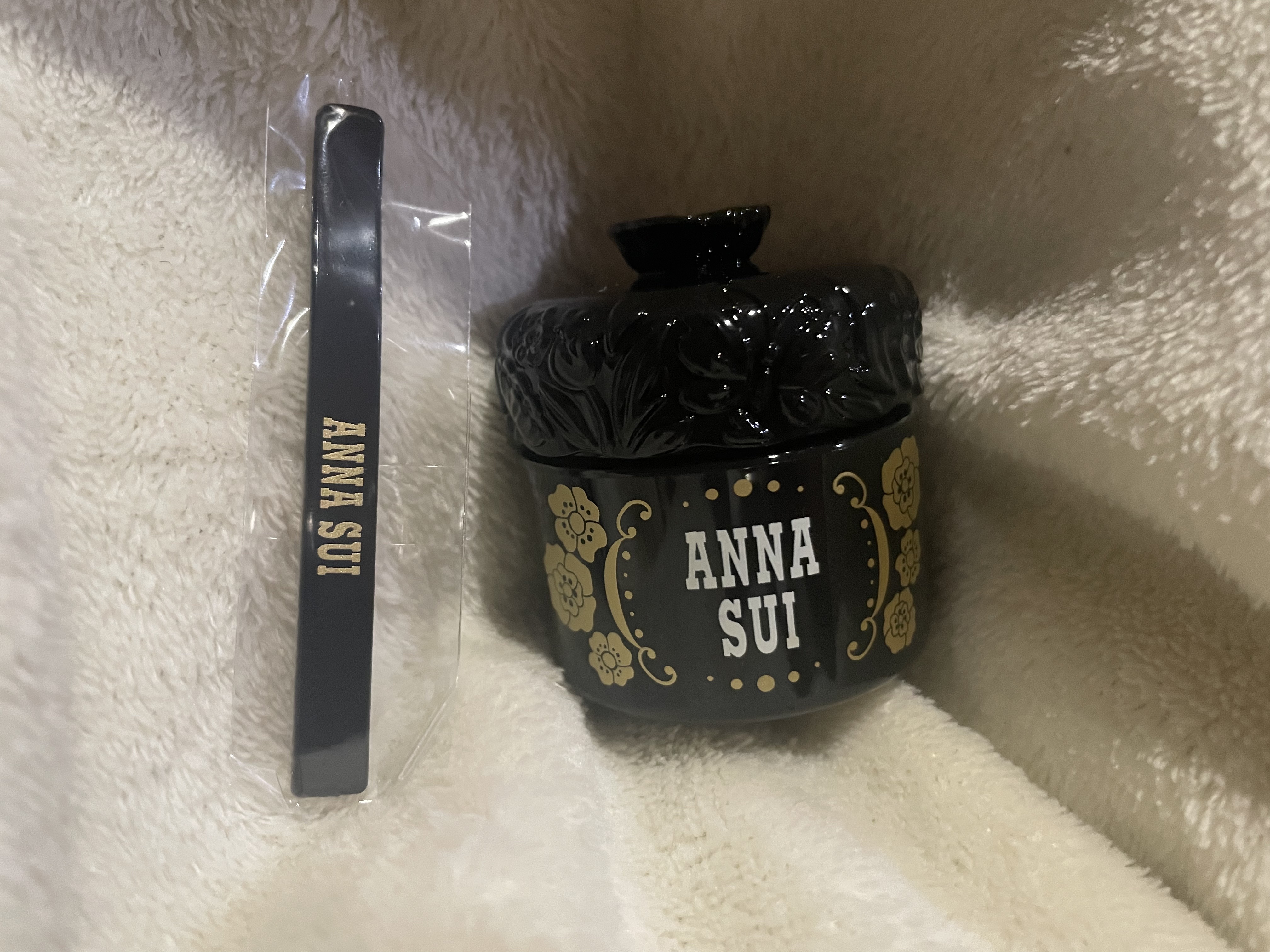 ゲル ファンデーション プライマー 28g / ANNA SUI(アナスイ) | LIPS