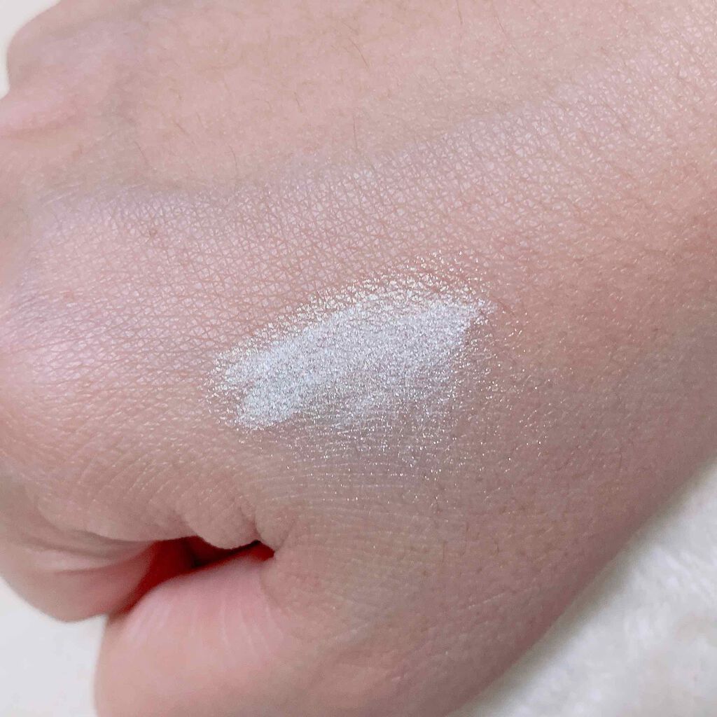 メイクアップカラーバリエーション パールシリーズ 684 クリスタルゴールド/チャコット・コスメティクス/単色アイシャドウを使ったクチコミ（3枚目）