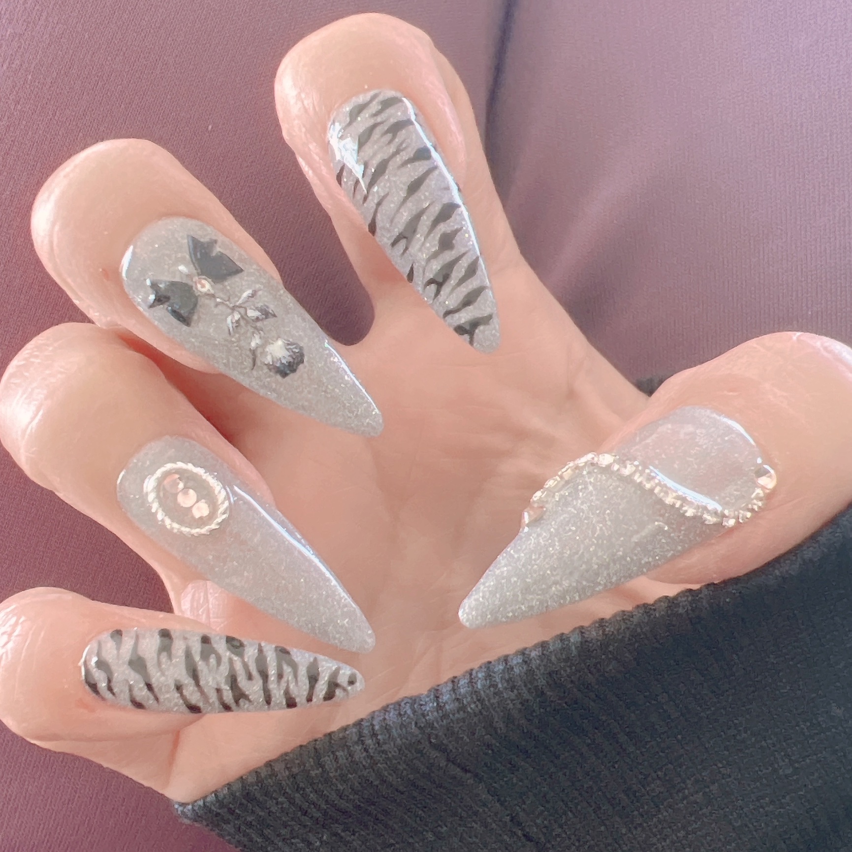 #セルフネイル,#大人ネイル,#フラッシュネイル,#ゼブラネイルのネイルデザイン