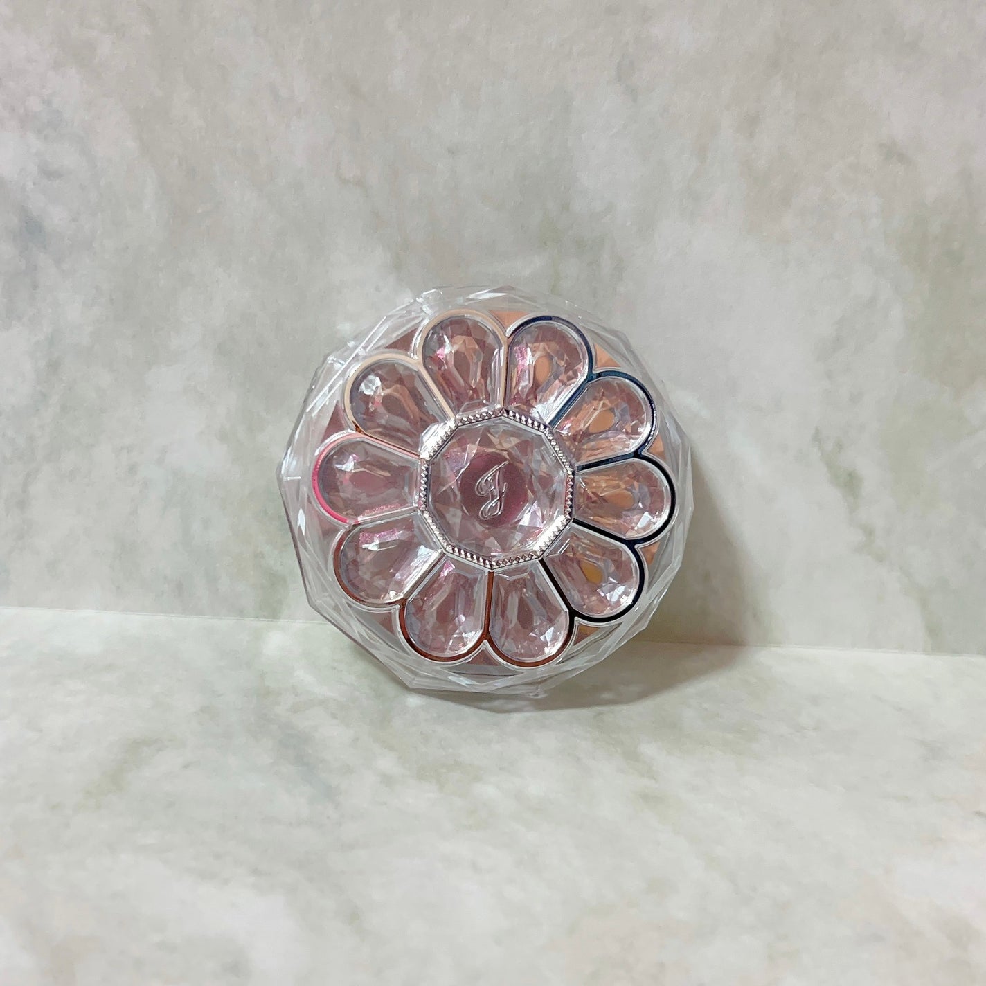 ジルスチュアート ブルームクチュール アイズ ジュエルドブーケ/JILL STUART/アイシャドウパレットを使ったクチコミ(1枚目)