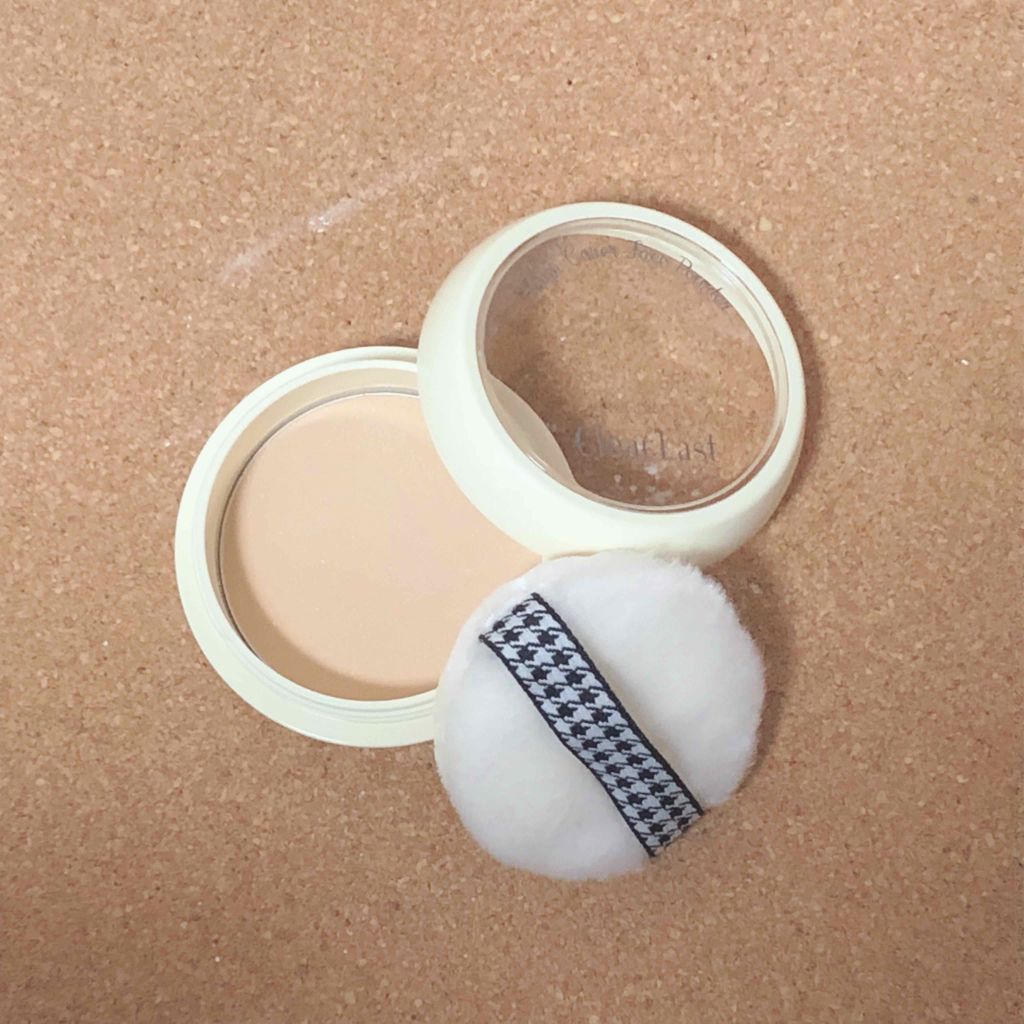 フェイスパウダー ハイカバー 白肌オークル/クリアラスト/プレストパウダーを使ったクチコミ(2枚目)