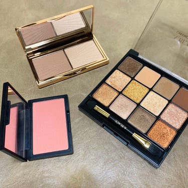 Charlotte Tilbury フィルムスター ブロンズ&グロウのクチコミ「ブラウンメイク
✔ A.Black グラムチェンジマルチパレット
       ❁⃘ 01 C.....」（1枚目）