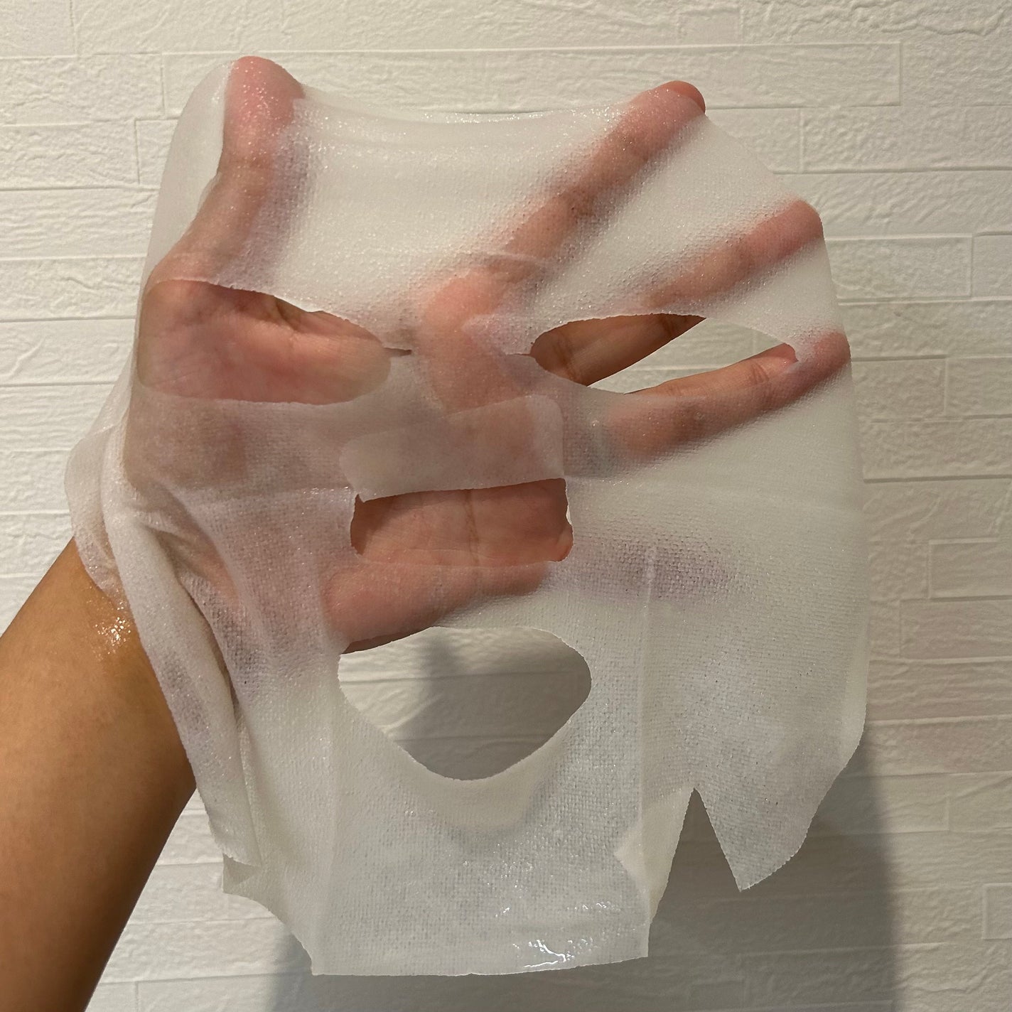 ナイアシンアミドフェイスマスク/アロヴィヴィ/オールインワン化粧品を使ったクチコミ(4枚目)