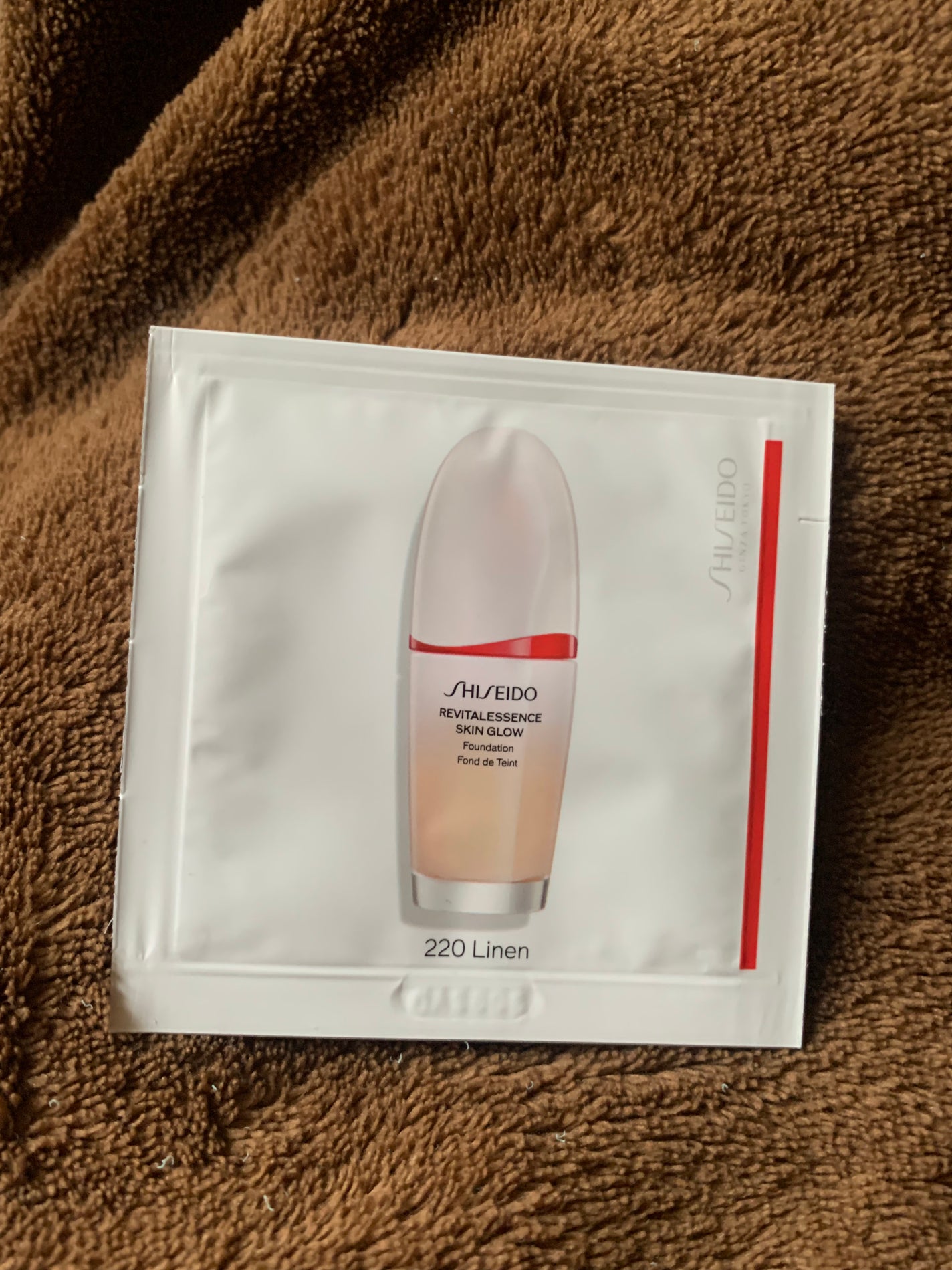 エッセンス スキングロウ ファンデーション/SHISEIDO/リキッドファンデーションを使ったクチコミ(1枚目)