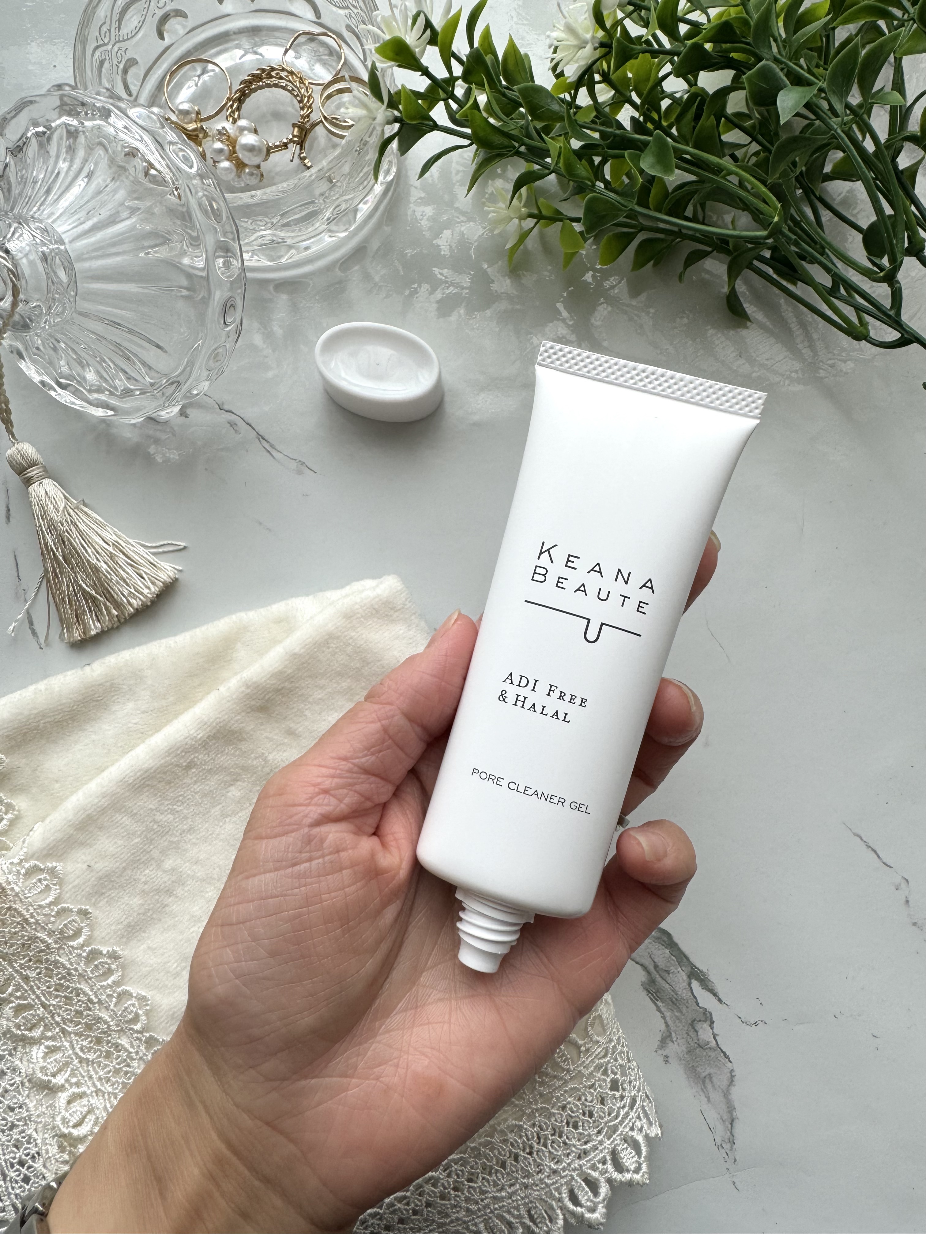 洗顔前の毛穴づまり落とし/ケアナボーテ/クレンジングジェルを使ったクチコミ（2枚目）