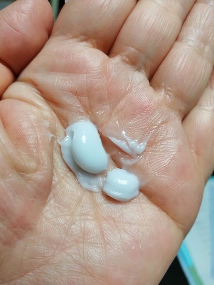 ブルーブライトナイトクリーム/EMROSÉ/フェイスクリームを使ったクチコミ(2枚目)