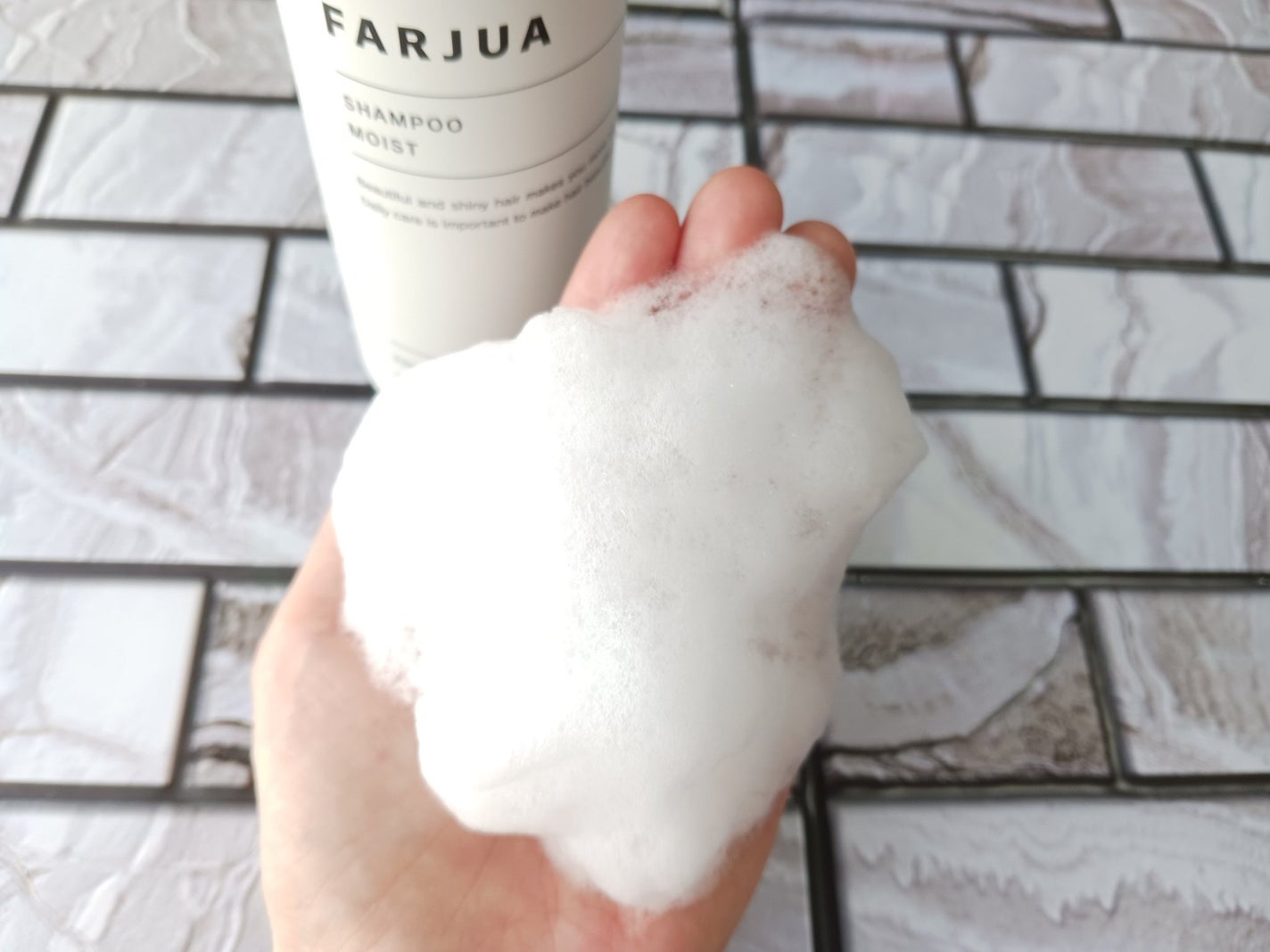 ファルジュアトリートメントモイスト/サンコール/洗い流すヘアトリートメントを使ったクチコミ(2枚目)