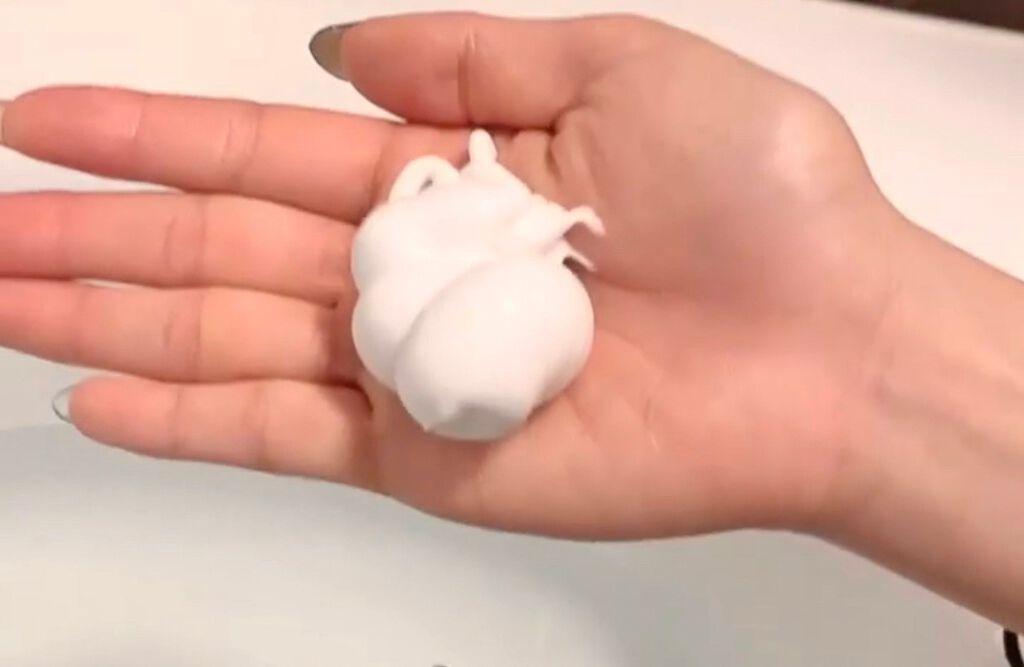 吸着スパークリングシャンプー /MoccHi SKIN/市販シャンプーを使ったクチコミ（3枚目）