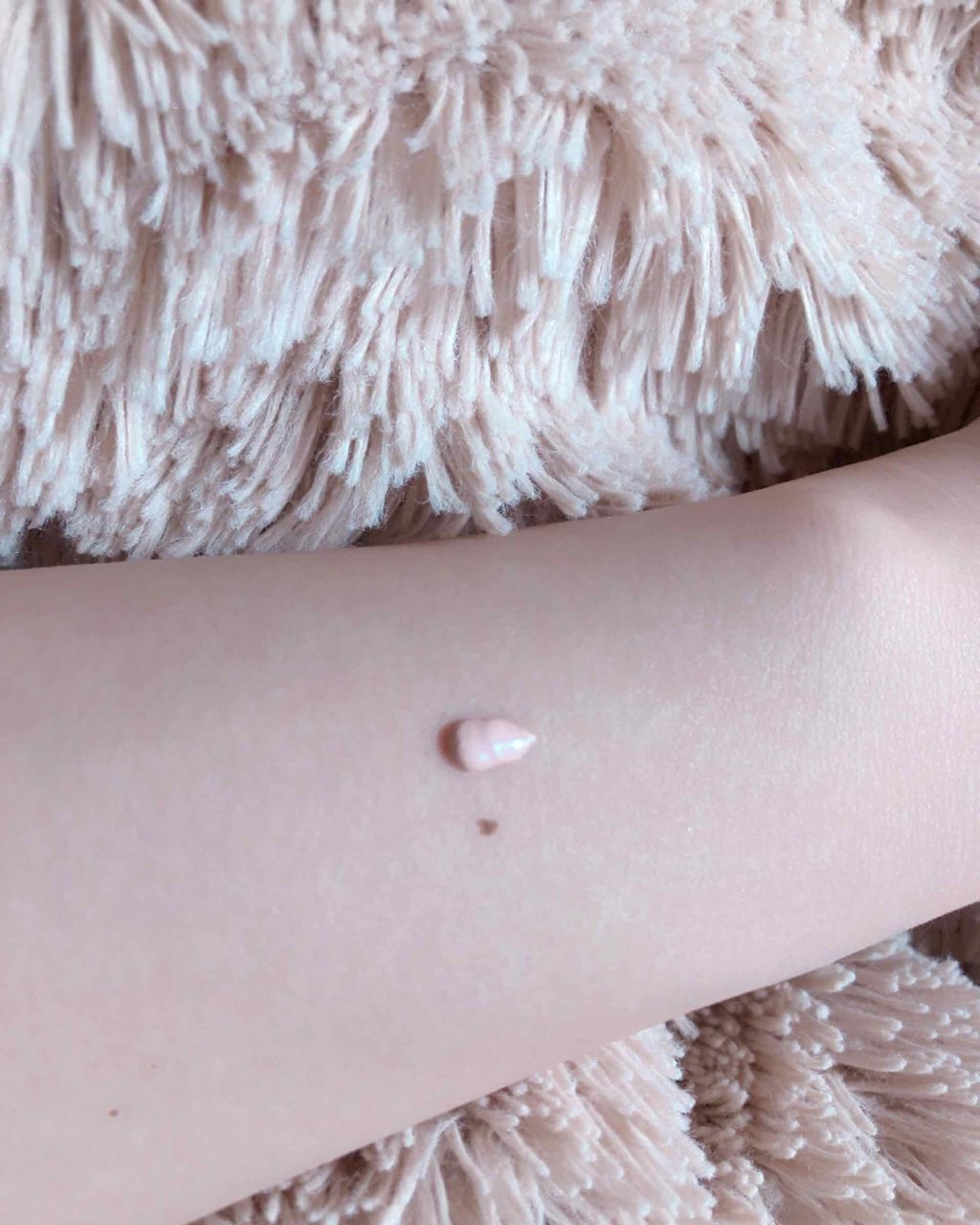 フェイクヌードクリーム/素肌記念日/クリーム・エマルジョンファンデーションを使ったクチコミ（2枚目）