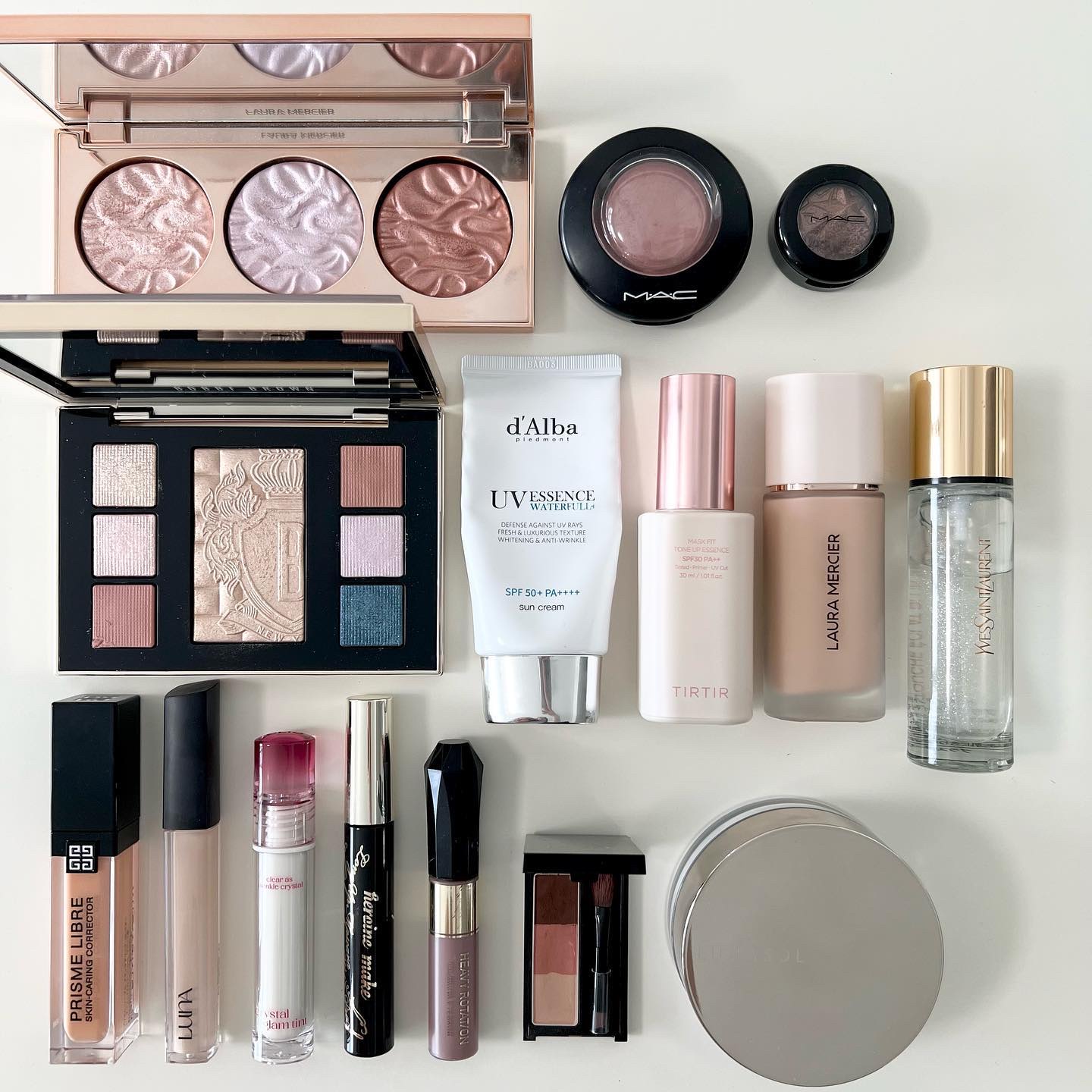 ムーンストーン グロウ リュクス アイ & チーク パレット/BOBBI BROWN/アイシャドウパレットを使ったクチコミ（3枚目）