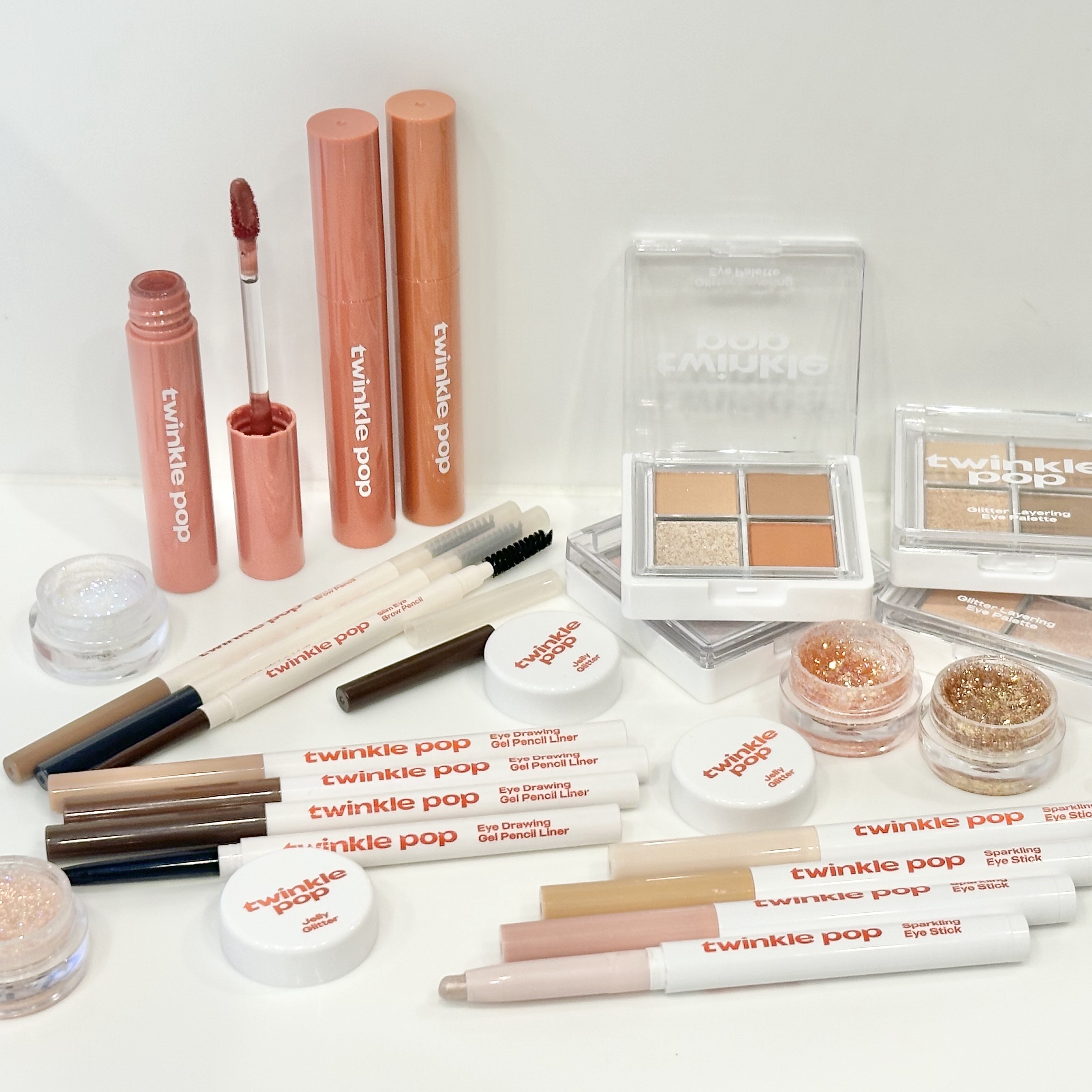 スリムアイブロウペンシル 03 NATURAL BROWN/TWINKLE POP/アイブロウペンシルを使ったクチコミ（3枚目）