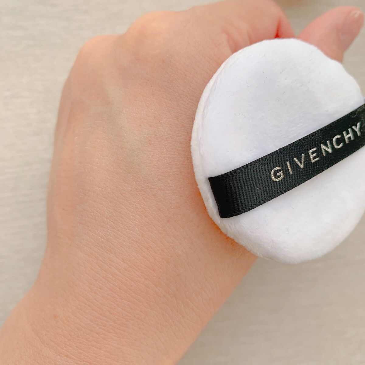 プリズム・リーブル/GIVENCHY/ルースパウダーを使ったクチコミ(4枚目)