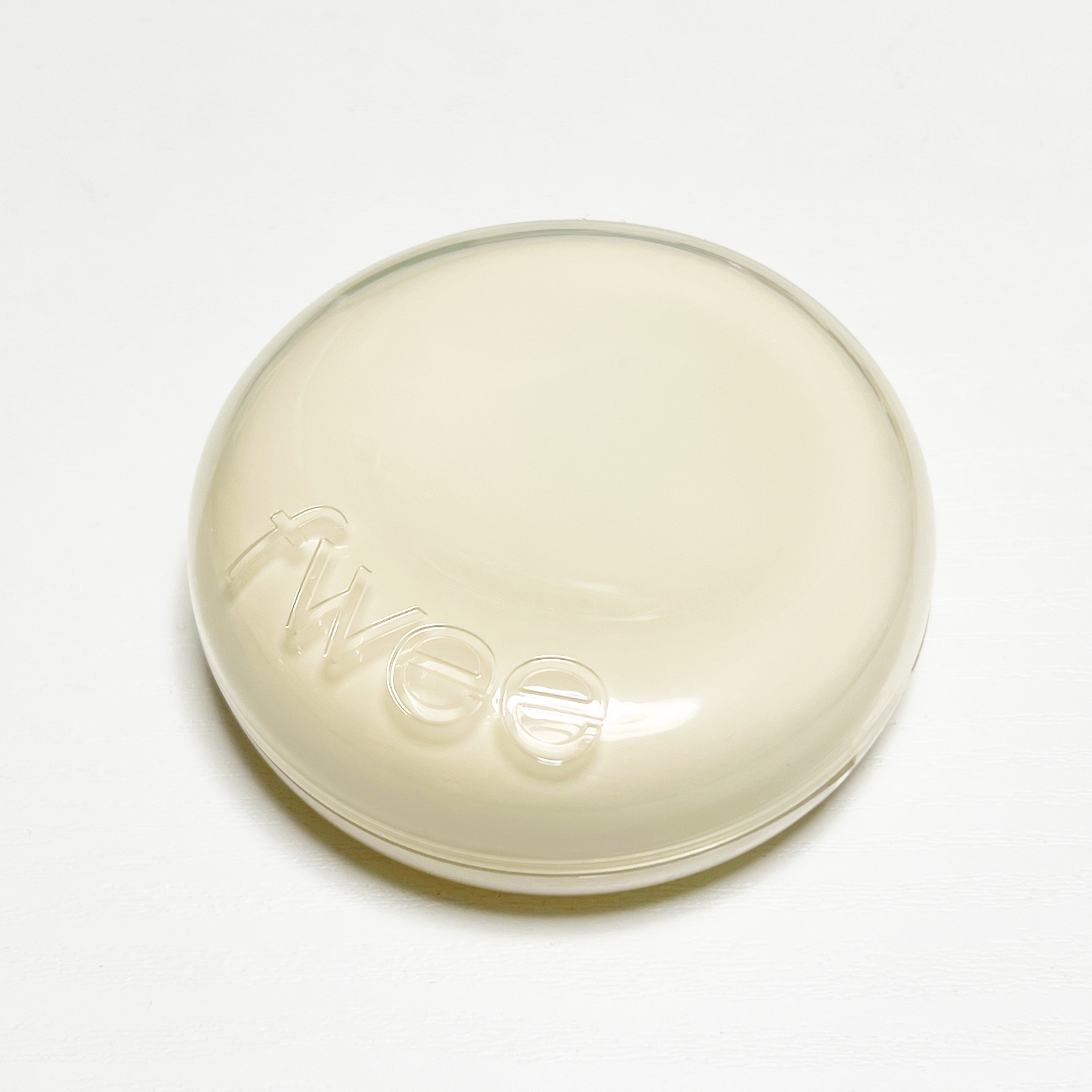 フィー クッションエッグフィットカバー 03 ナチュラル/fwee/クッションファンデーションを使ったクチコミ（1枚目）