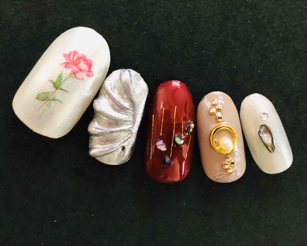 七福 on LIPS 「《イメージ・母の日💐》#ネイル#キャンメイク#GENEネイル#..」(1枚目)