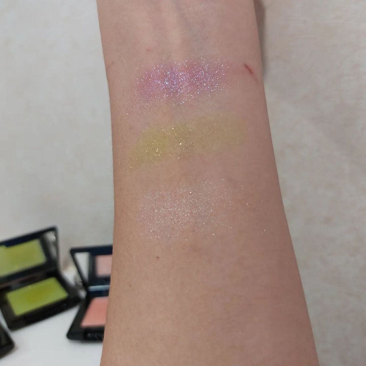 ラズル アイカラー/エレガンス ラズル /単色アイシャドウを使ったクチコミ(1枚目)