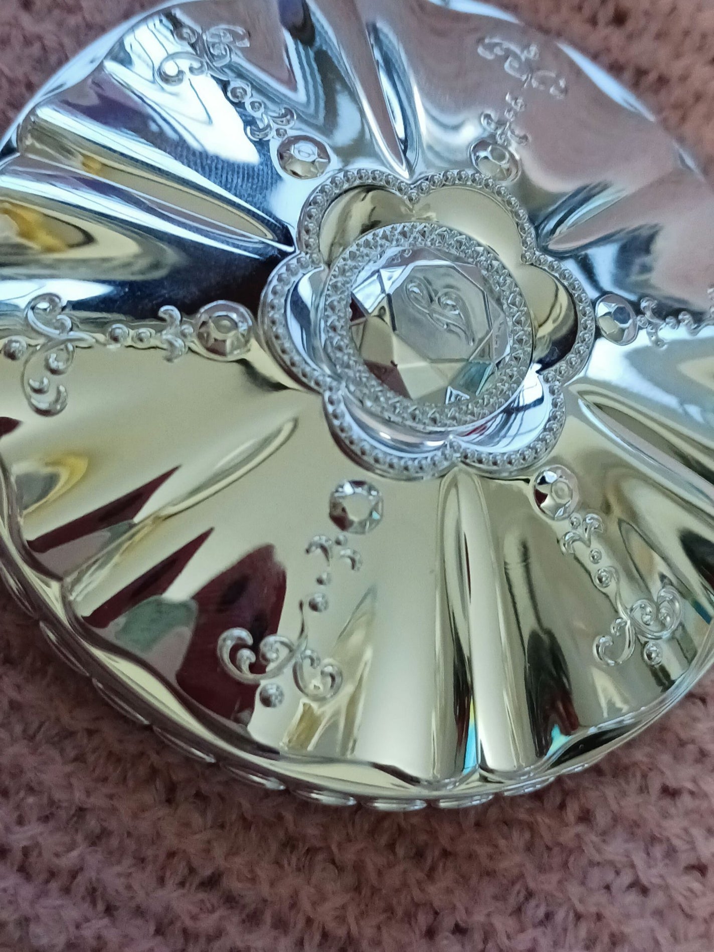 ジルスチュアート パステルペタル ブラッシュ/JILL STUART/パウダーチークを使ったクチコミ(1枚目)