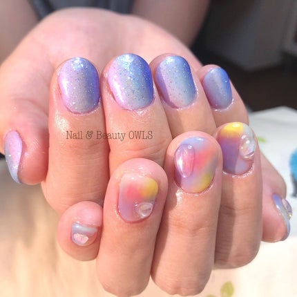 ぴよこれいと あうるす on LIPS 「サンプルから選んでもらって左右チグハグに。#縦グラデーション#..」(4枚目)