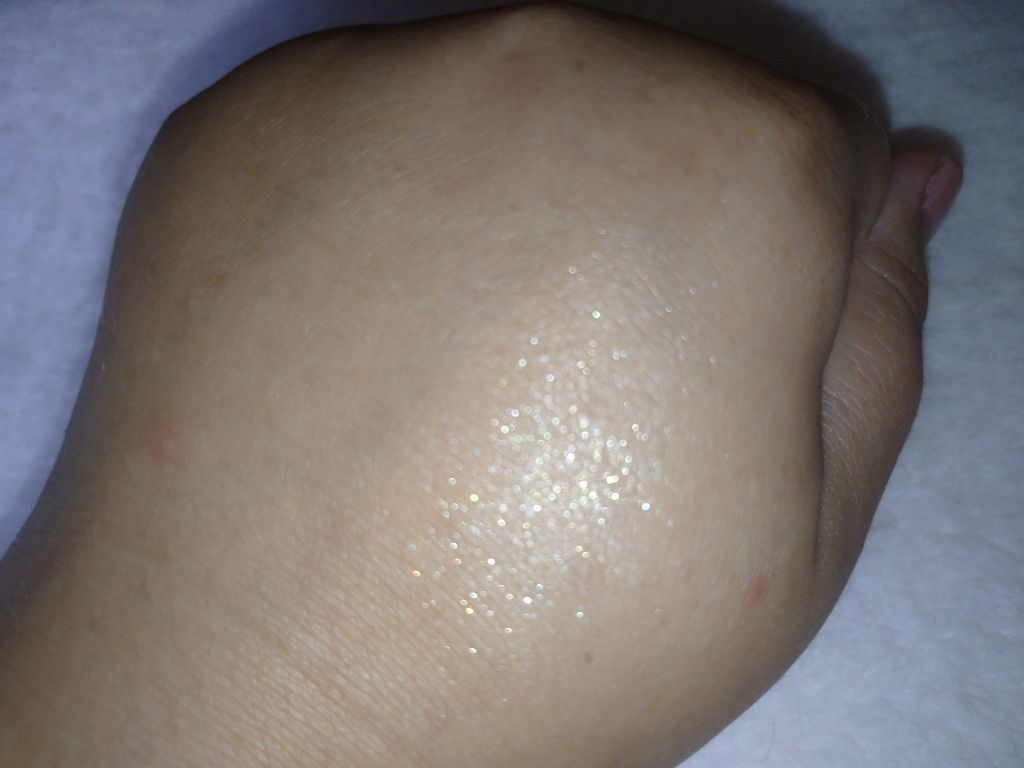 シャドーカスタマイズ BE121 恋の達人/MAJOLICA MAJORCA/単色アイシャドウを使ったクチコミ（3枚目）