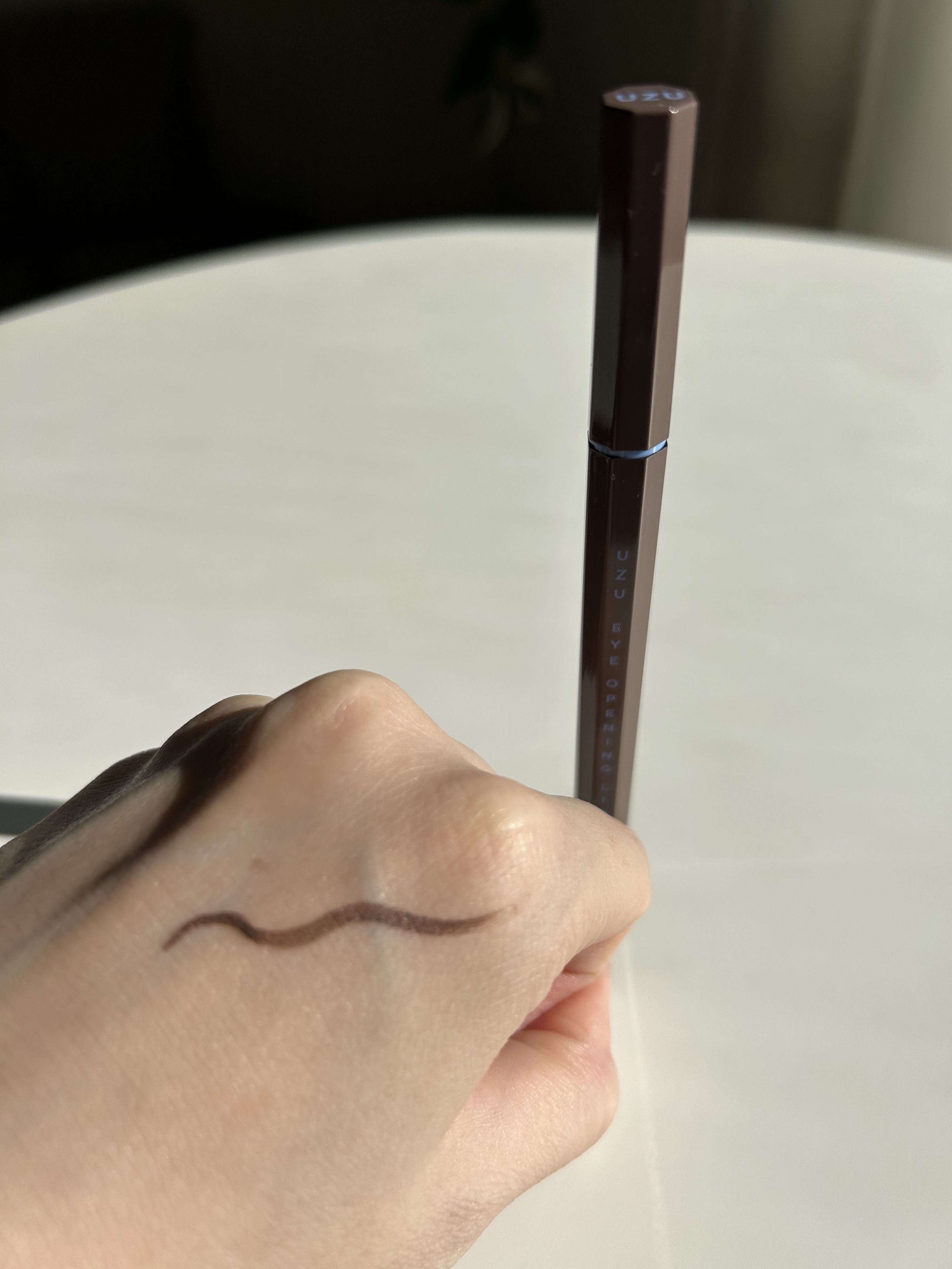 EYE OPENING LINER/UZU BY FLOWFUSHI/アイライナーを使ったクチコミ（2枚目）