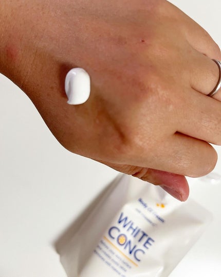 薬用ホワイトコンク ホワイトニングCC CII/ホワイトコンク/ボディクリームを使ったクチコミ(3枚目)