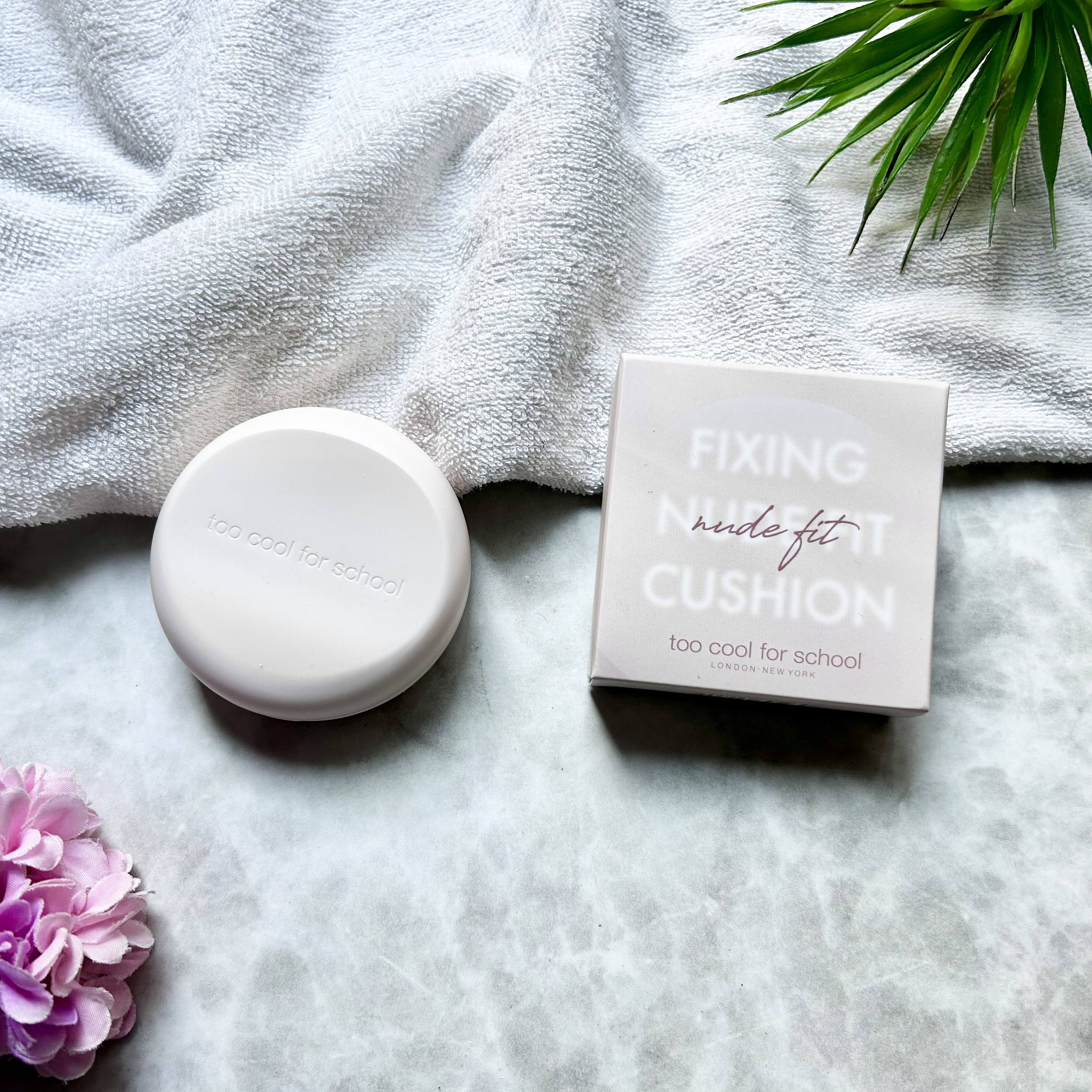 フィクシングヌードクッション #2C クールペタル/too cool for school/クッションファンデーションを使ったクチコミ（2枚目）