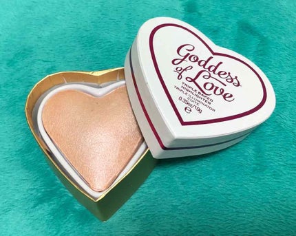 MAKEUP REVOLUTION ハートハイライター ゴッデス オブ ラブのクチコミ「☆メイクアップレボリューション
ハイライター ゴッデスオブラブ
初めは購入する気は無かったの.....」(1枚目)