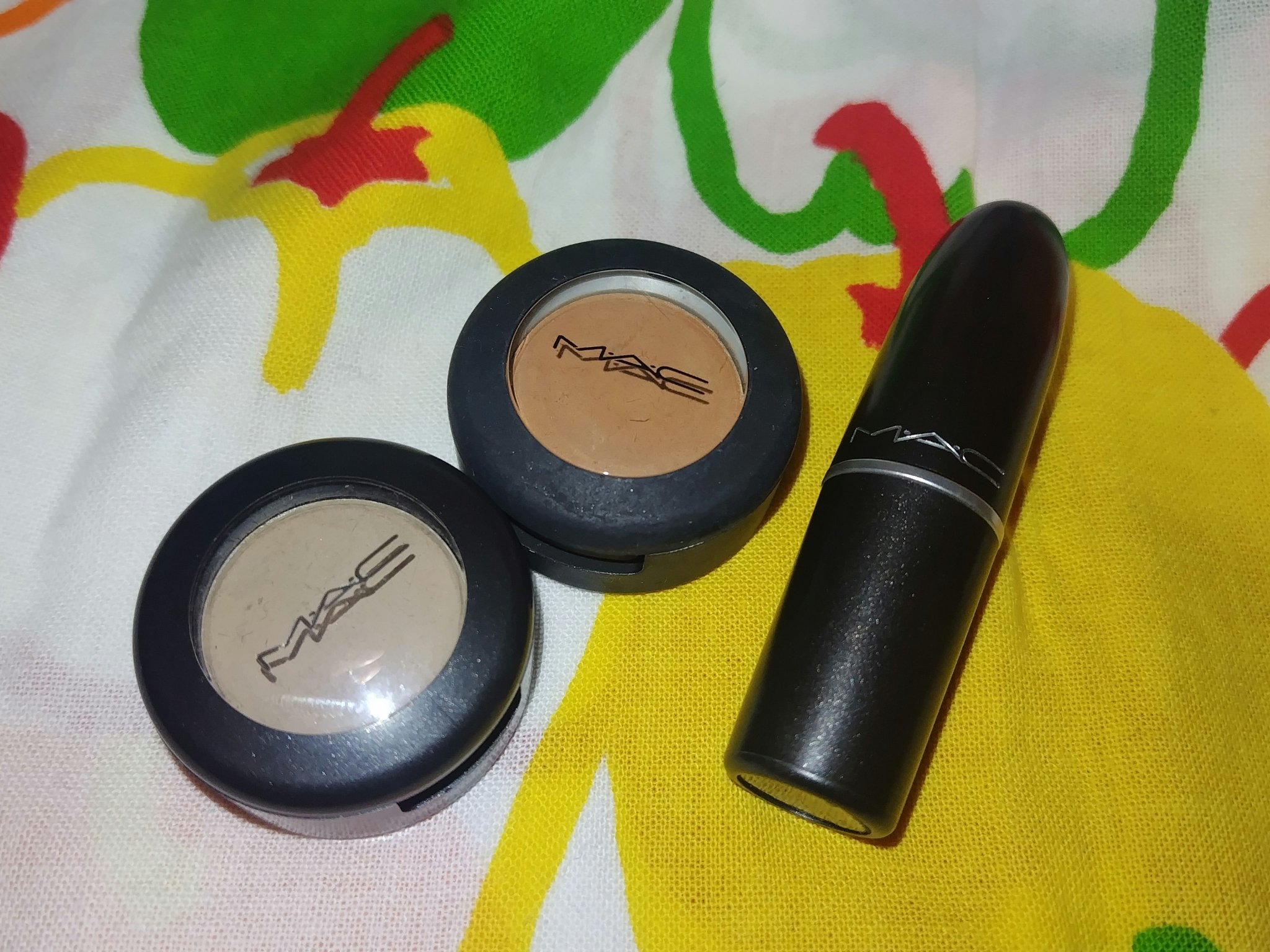パウダー キス アイシャドウ/M・A・C/単色アイシャドウを使ったクチコミ（1枚目）