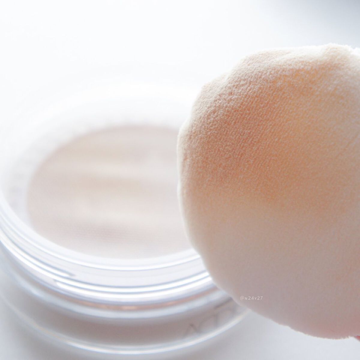 インビジブル エッセンス ルースパウダー トランスルーセント /ADDICTION/ルースパウダーを使ったクチコミ(5枚目)