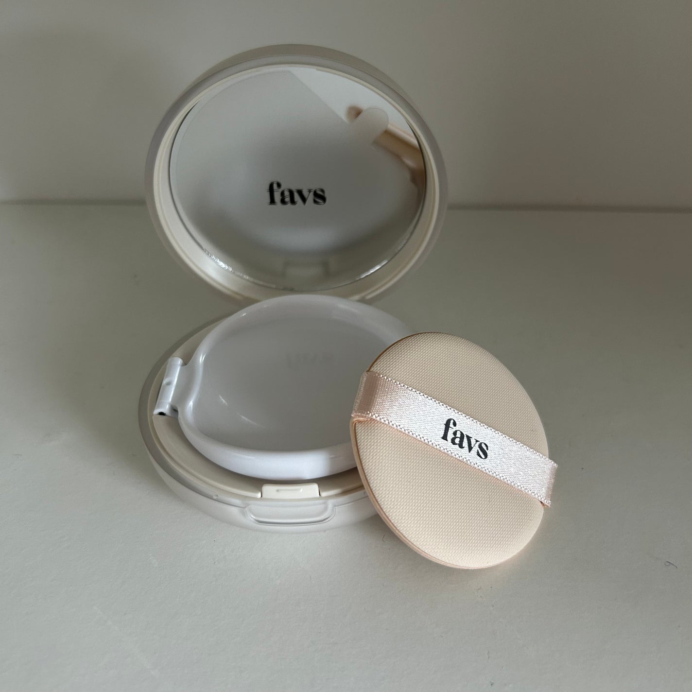 カーミンググロウアップクッションファンデーション/favs/リキッドファンデーションを使ったクチコミ(2枚目)