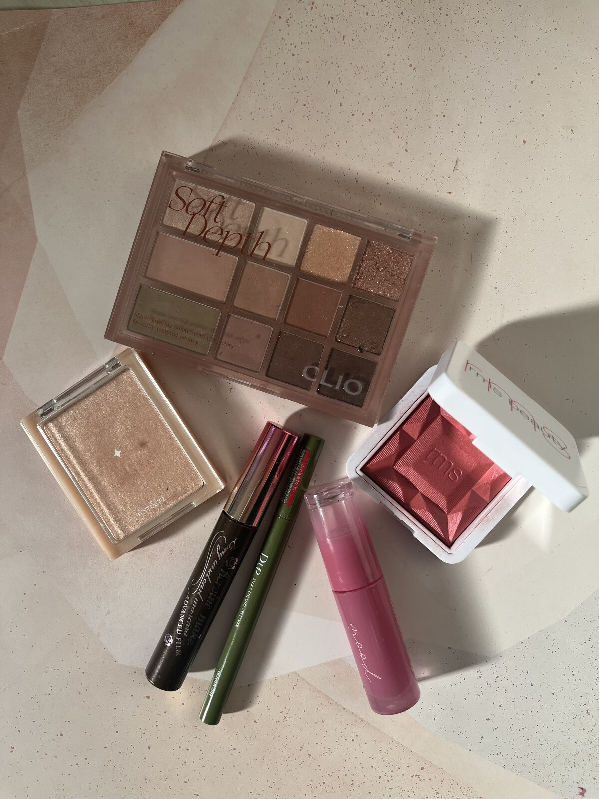 ペリペラ インク ムード グロイ ティント/PERIPERA/リップティントを使ったクチコミ（1枚目）