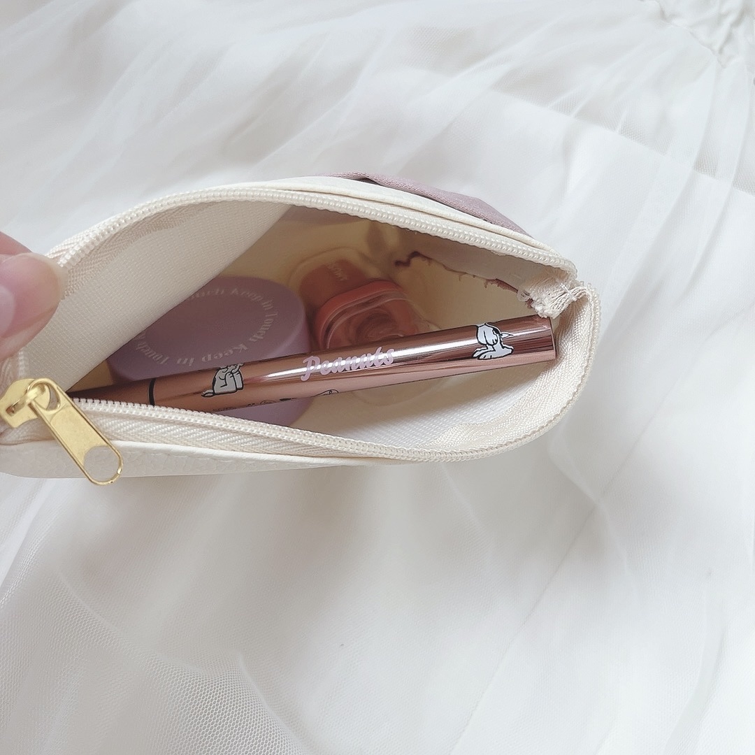 合皮マチ付きポーチ ビッグリボン / セリア