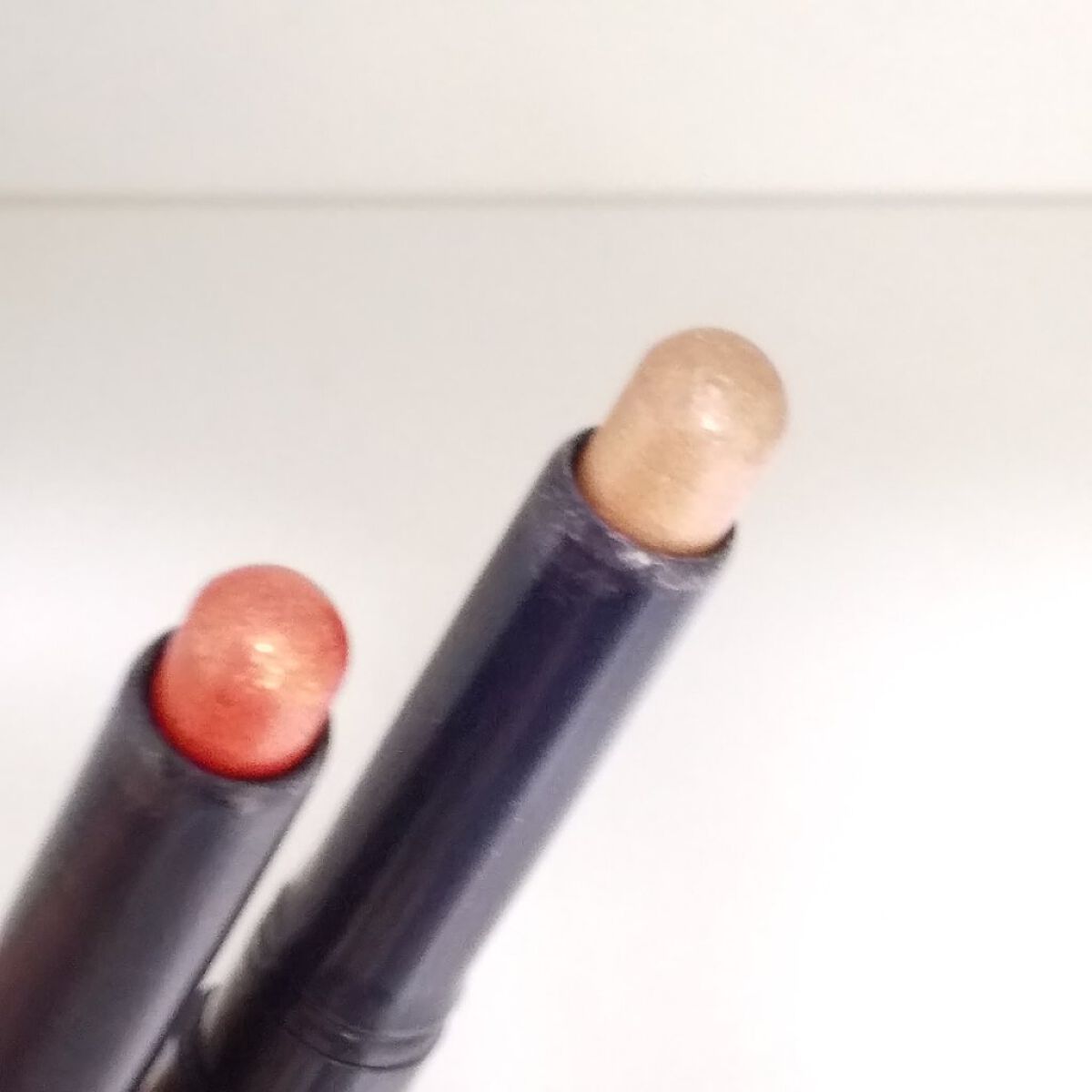 キラキラ アイシャドウ/ETUDE/スティックアイシャドウを使ったクチコミ（2枚目）